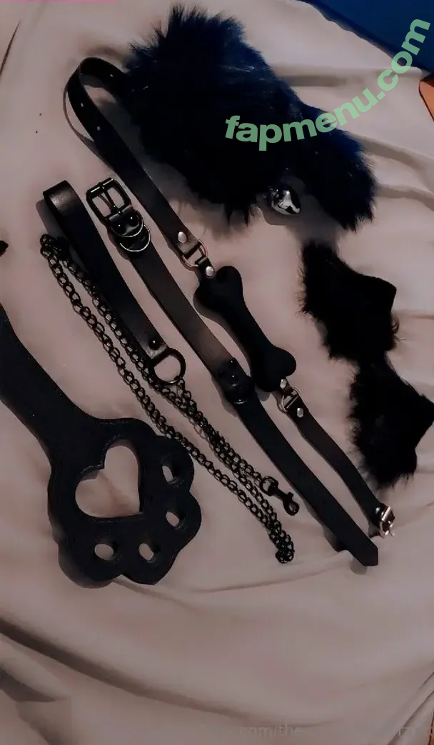 theenchantedbratx nude photo #0025 (gingerbratx)