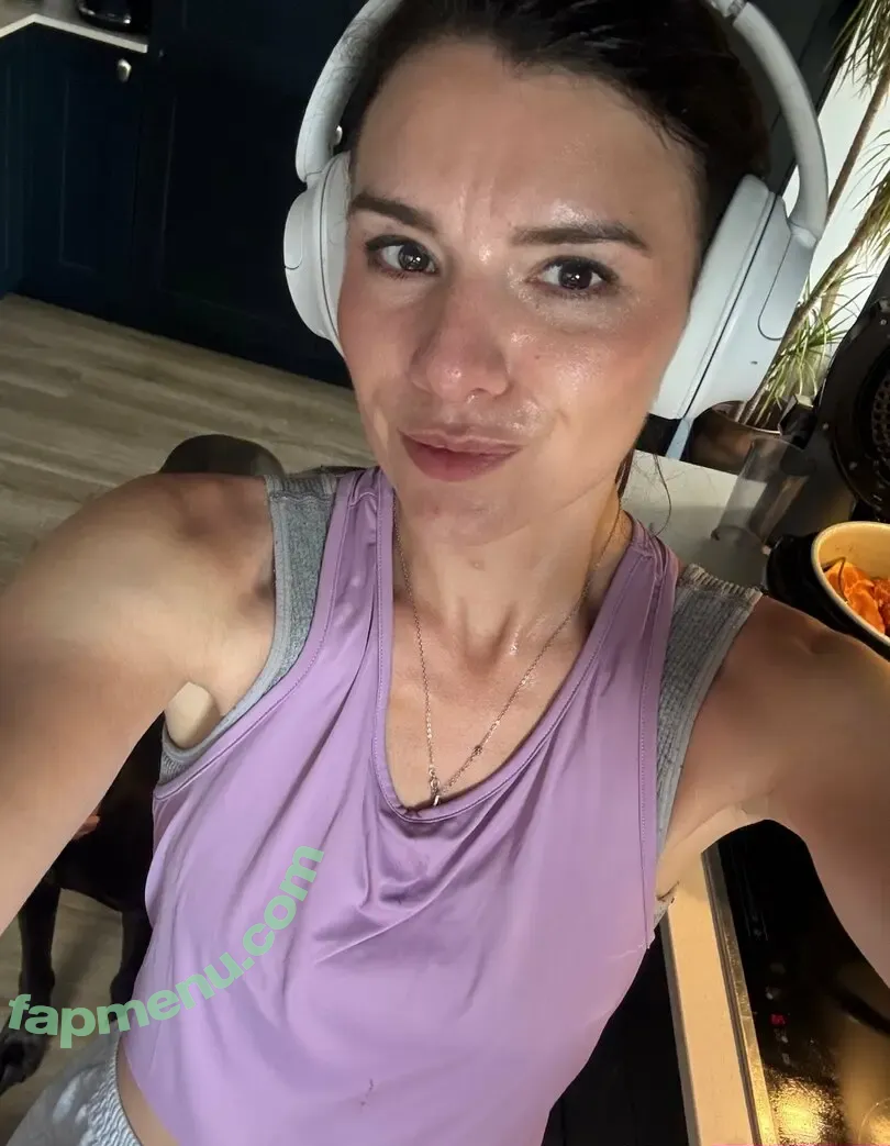 theenglishrose3 nude photo #0095 (the_english_r0se)