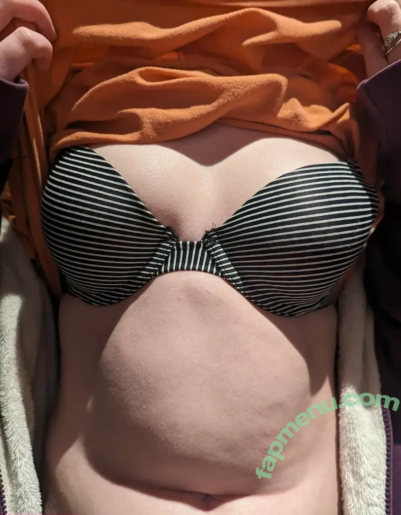 thefemalerabbitfree nude photo #0035 (thefemalerabbitfree)