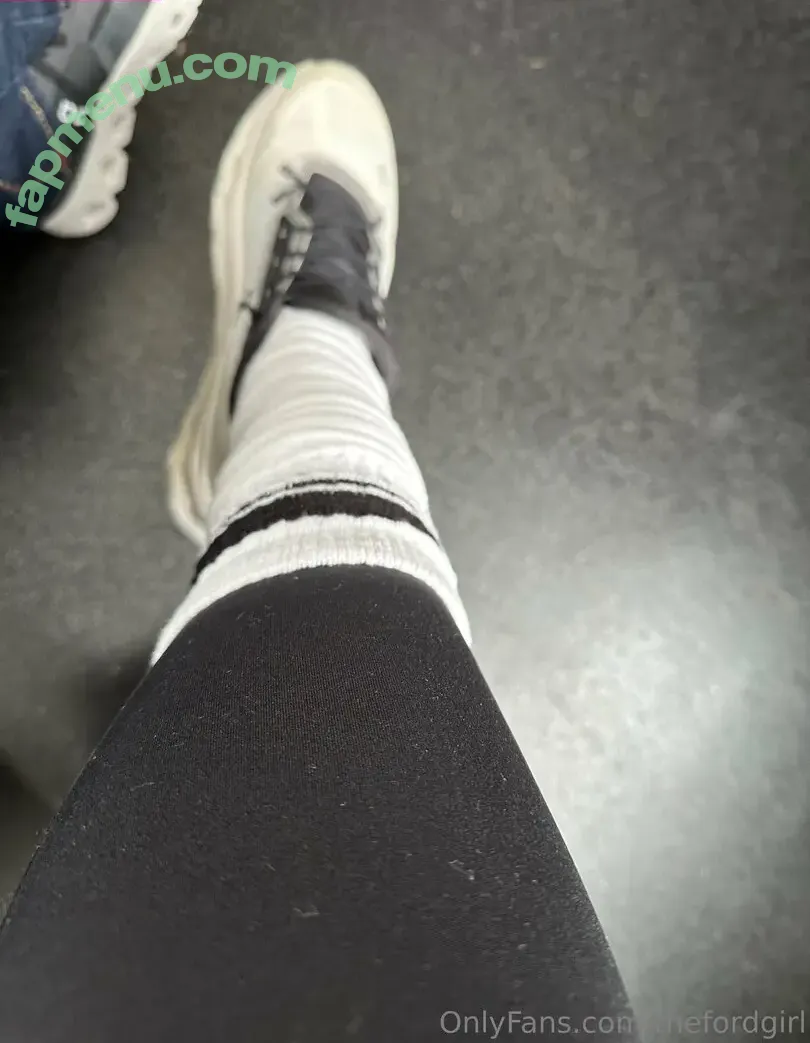 thefordgirl nude photo #0013 (thefordgirl)