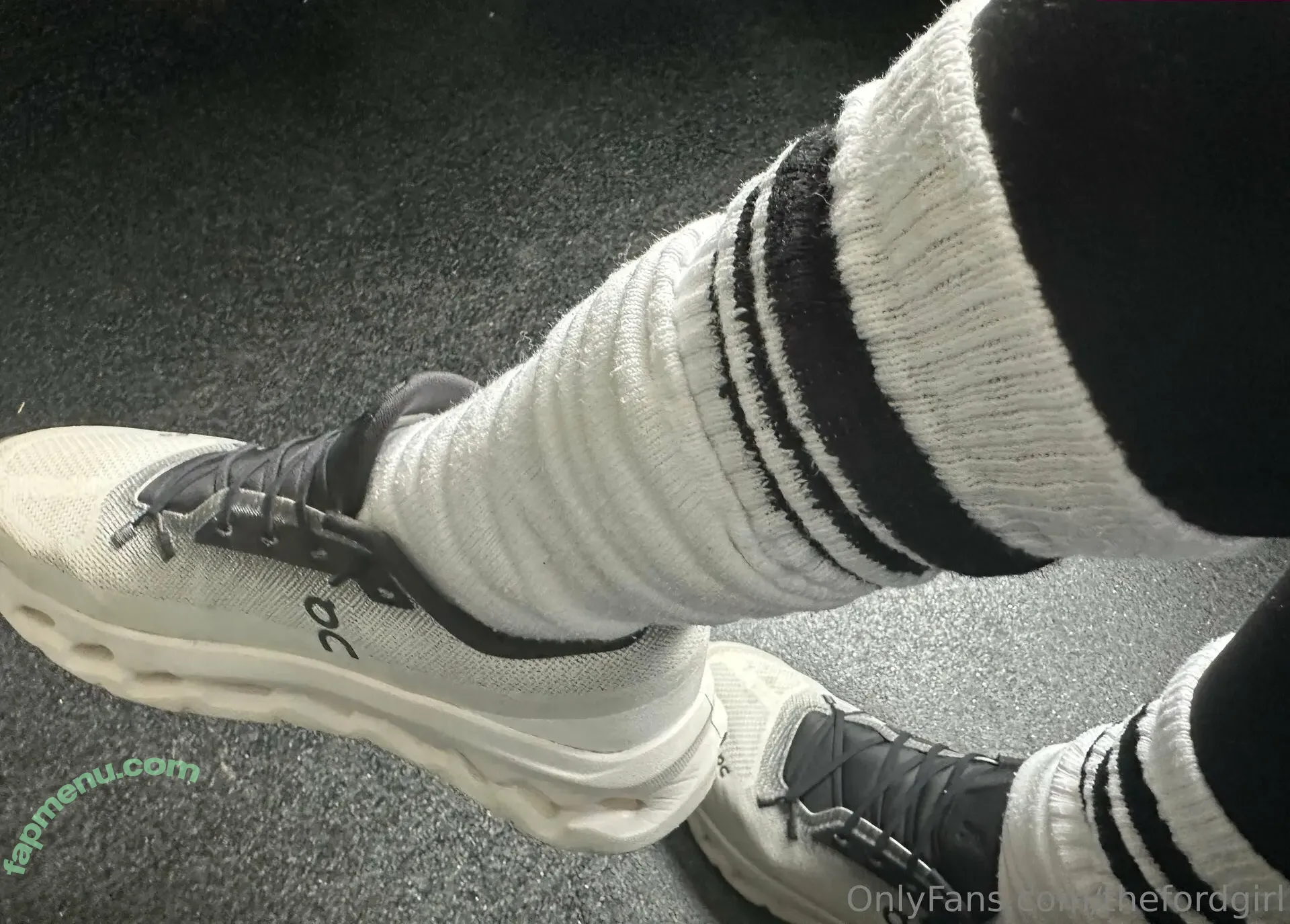 thefordgirl nude photo #0014 (thefordgirl)