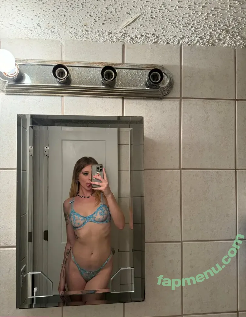thefoxxlab nude photo #0008 (lucyfoxx69)