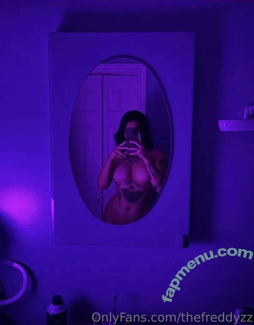Thefreddyzz nude photo #0053 (Frederike sylvain / thefreddyz)