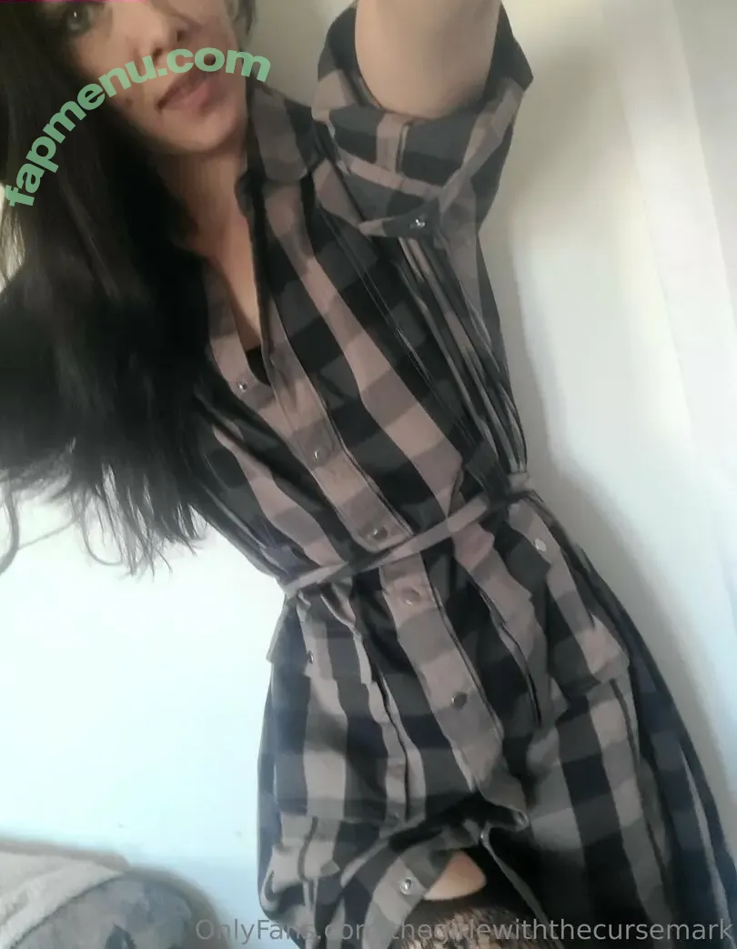 thegirlewiththecursemark nude photo #0145 (thegirlewiththecursemark)