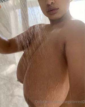 Thegirlinred0 / laylasmainaccount nude photo #0004