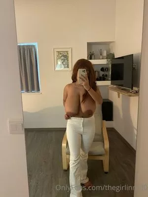 Thegirlinred0 / laylasmainaccount nude photo #0021