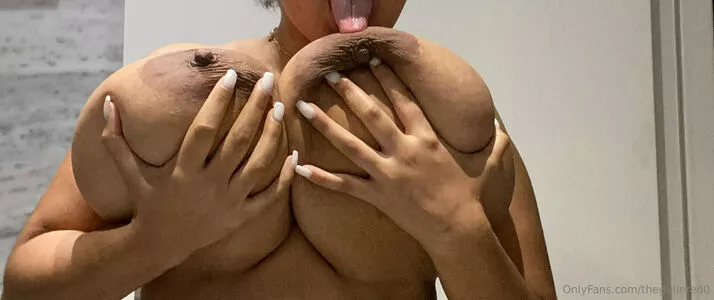 Thegirlinred0 / laylasmainaccount nude photo #0083