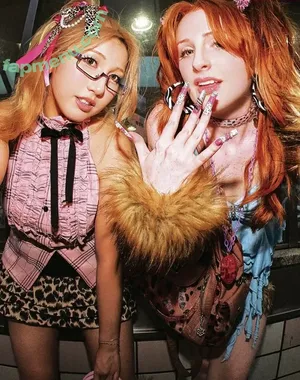 thehitobito / hitomi_official / the.hito.bito nude photo #0016