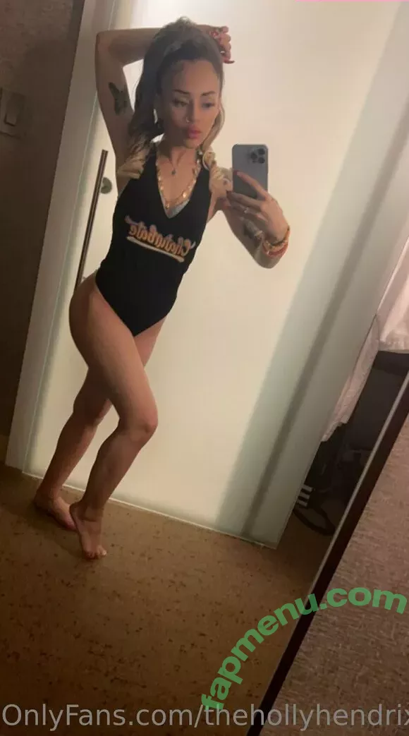 thehollyhendrix nude photo #0025 (itshollyhendrix)