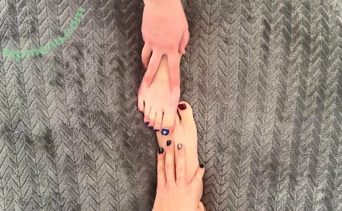 thehotwaxgal nude photo #0008 (thehotwaxgal)