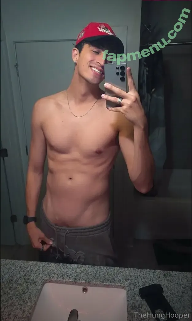 thehunghooper nude photo #0101 (hung_huge)