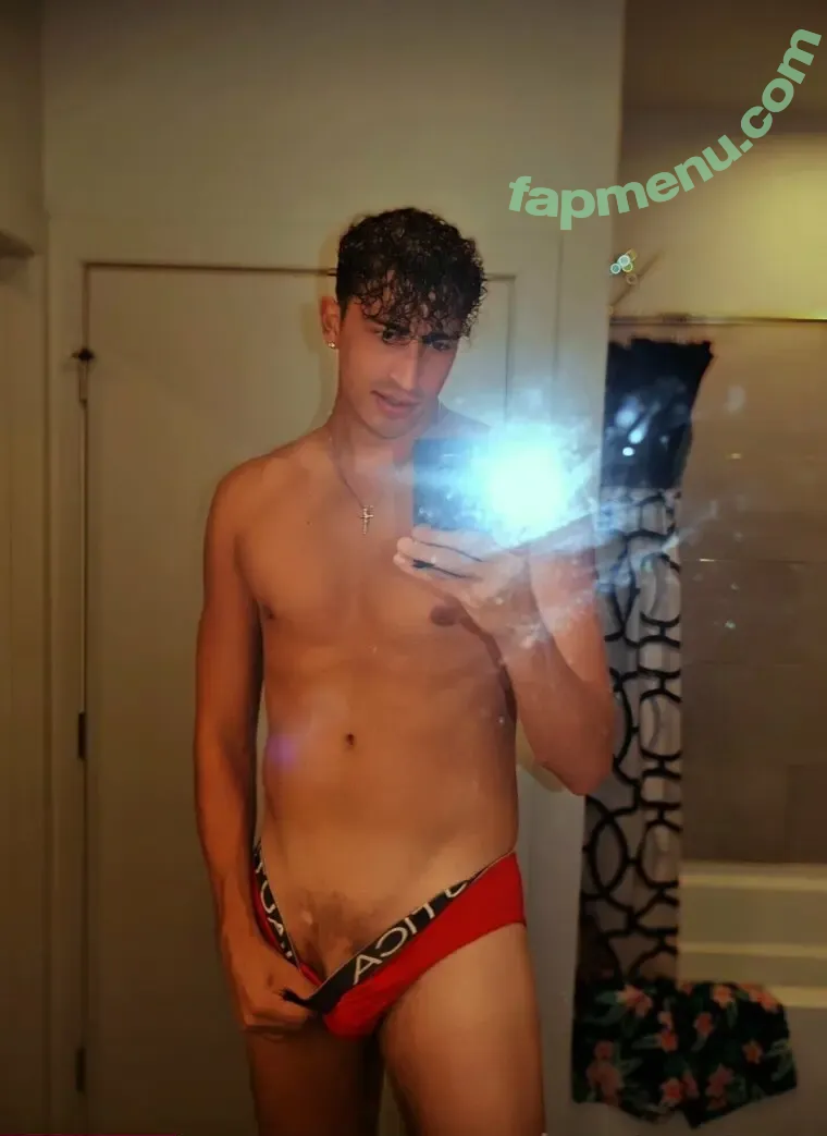 thehunghooper nude photo #0108 (hung_huge)