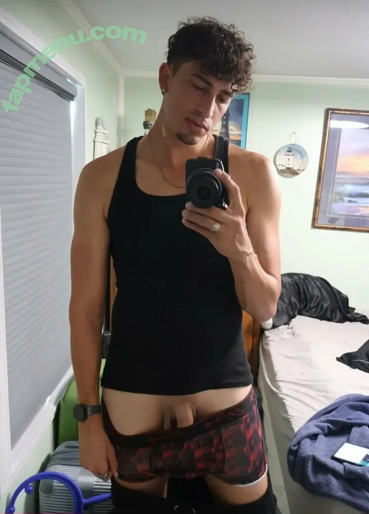 thehunghooper nude photo #0117 (hung_huge)