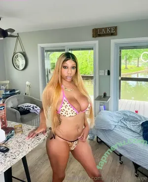  nude photo #0001