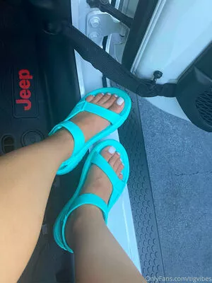 theislandgirl / lilysvibe / tigvibes nude photo #0069