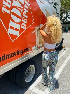 theislandgirl / lilysvibe / tigvibes nude photo #0074