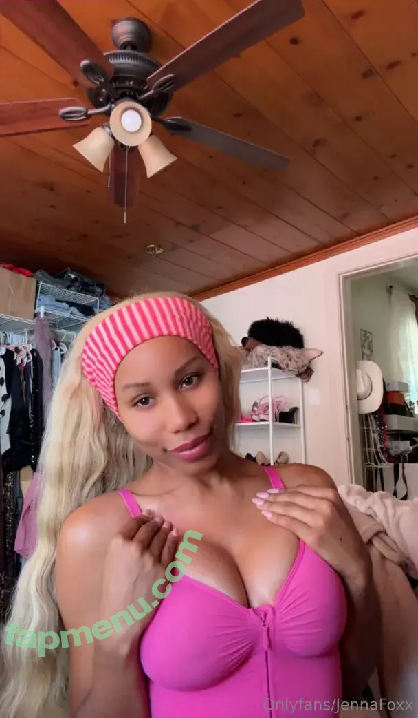 thejennafoxx nude photo #0059 (therealjennafoxx_)