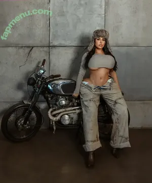 thekatmichelee / kat_michele nude photo #0076