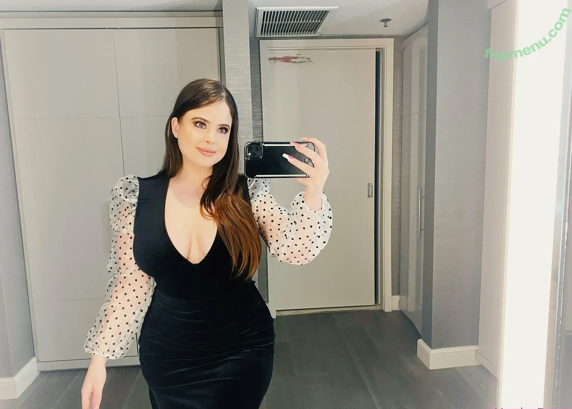 thekaylaroseshow nude photo #0011 (thekaylarose_)