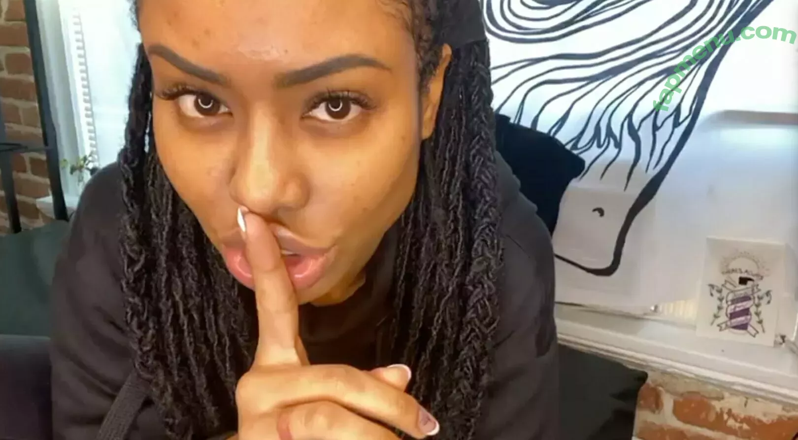 thekiranoir nude photo #0124 (thekiranoirgram)