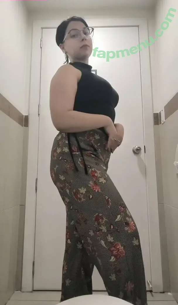 Theladyraven45 nude photo #0054 (theladyraven)