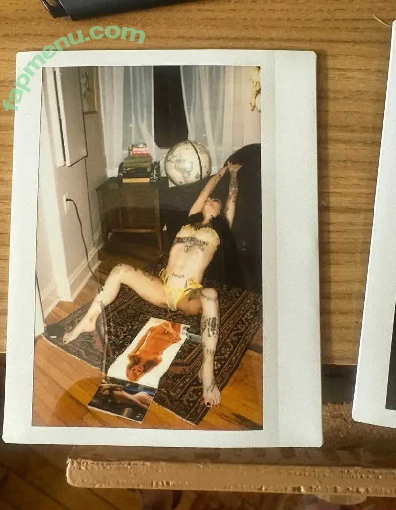 thelittletattooedkitten nude photo #0001 (thelittletattooedkitten)