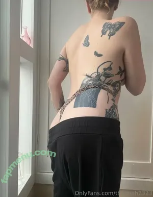  nude photo #0001