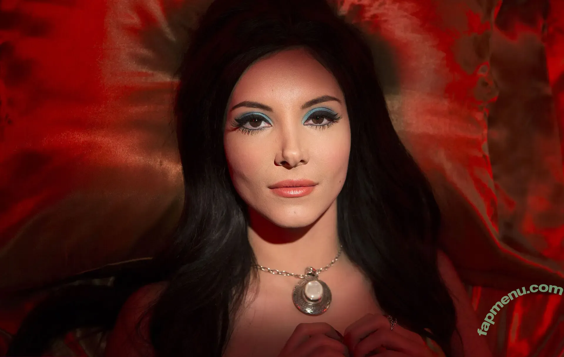 thelovewitch nude photo #0014 (thelovewitch)