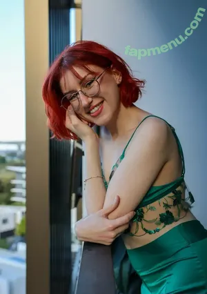 Thelunasparks / Luna Sparks nude photo #0015