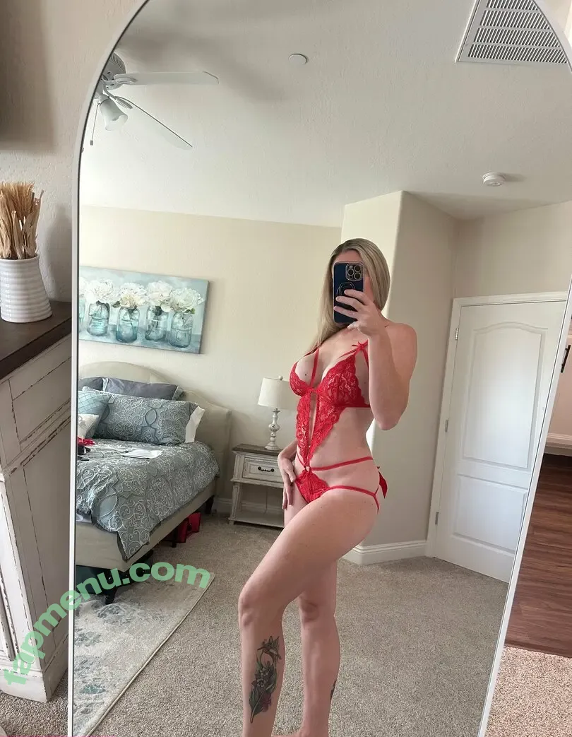 themaskedmom69 nude photo #0021 (themaskedmom69)
