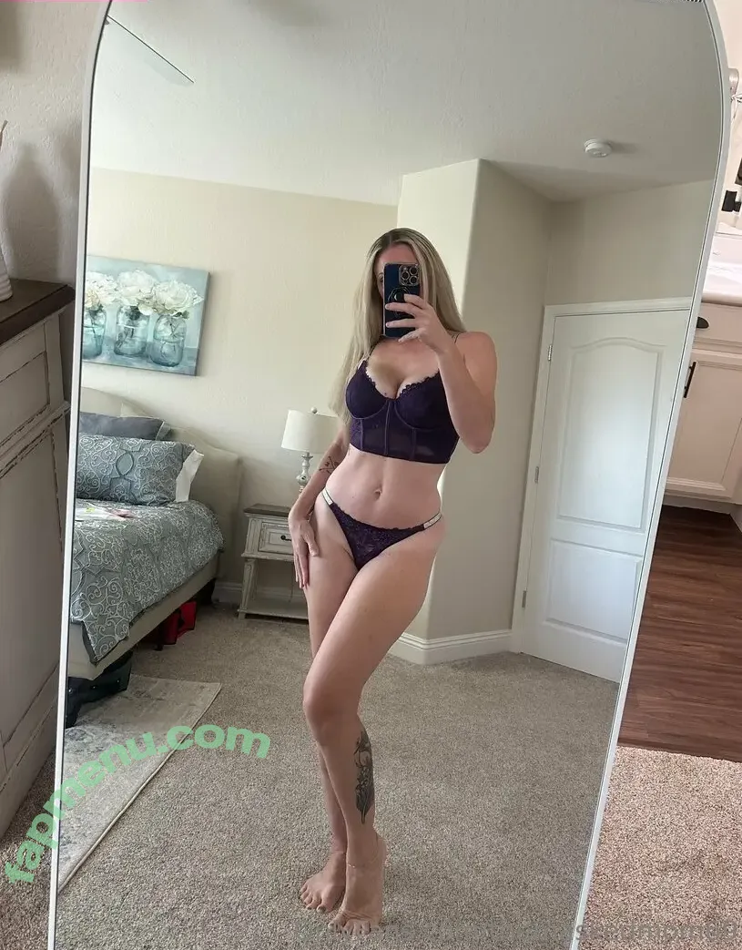 themaskedmom69 nude photo #0023 (The_Masked_Mom / realmrsmolly / themaskedmomvip / themennonitemom)