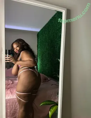 themelonmamma / melon.momma.designs nude photo #0018