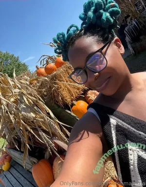 themelonmamma / melon.momma.designs nude photo #0204