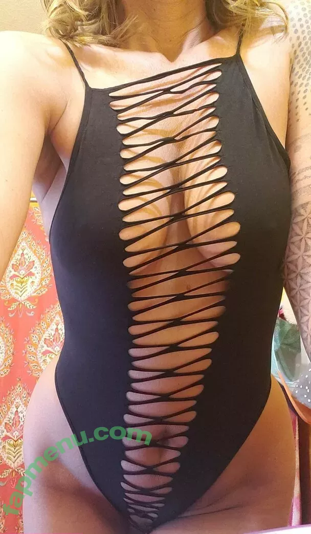 themikaylamiles nude photo #0054 (themikaylamiles)