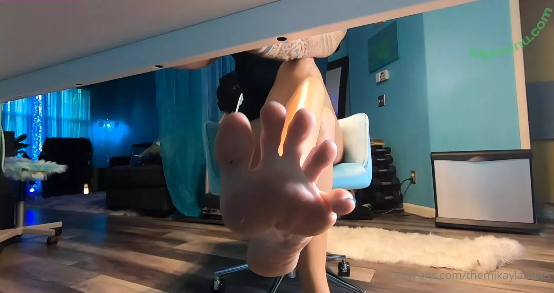 themikaylamiles nude photo #0112 (themikaylamiles)