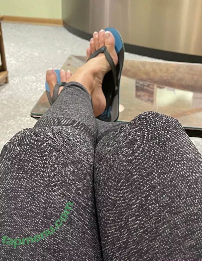 themikaylamiles nude photo #0293 (themikaylamiles)