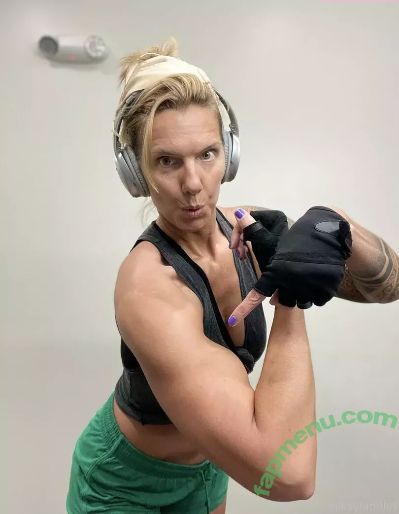 themikaylamiles nude photo #0360 (themikaylamiles)