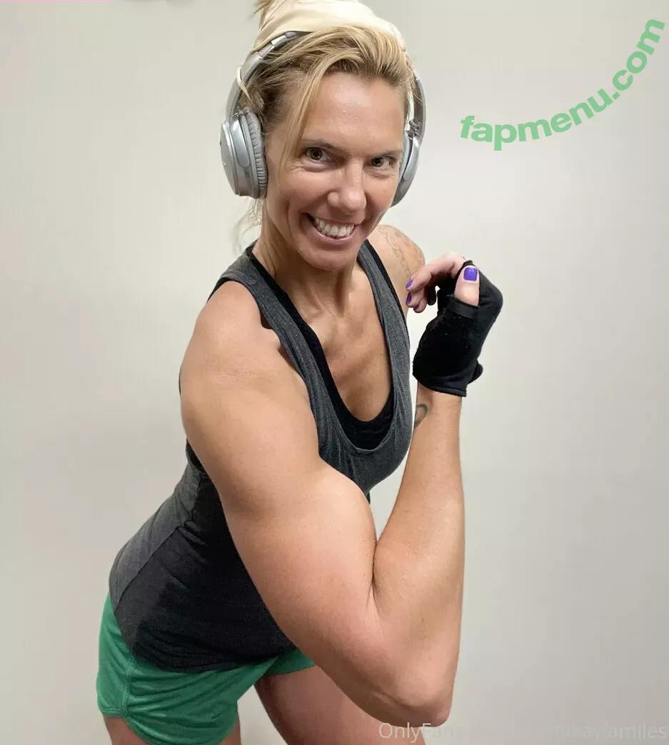 themikaylamiles nude photo #0362 (themikaylamiles)