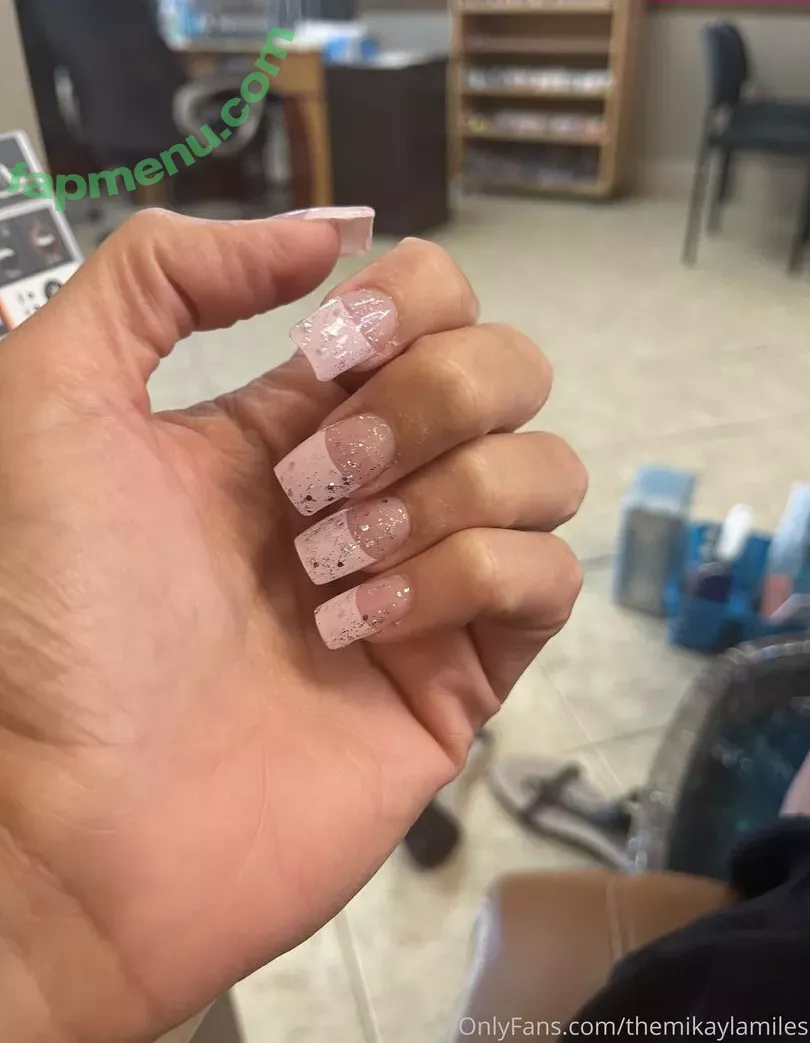 themikaylamiles nude photo #0394 (themikaylamiles)