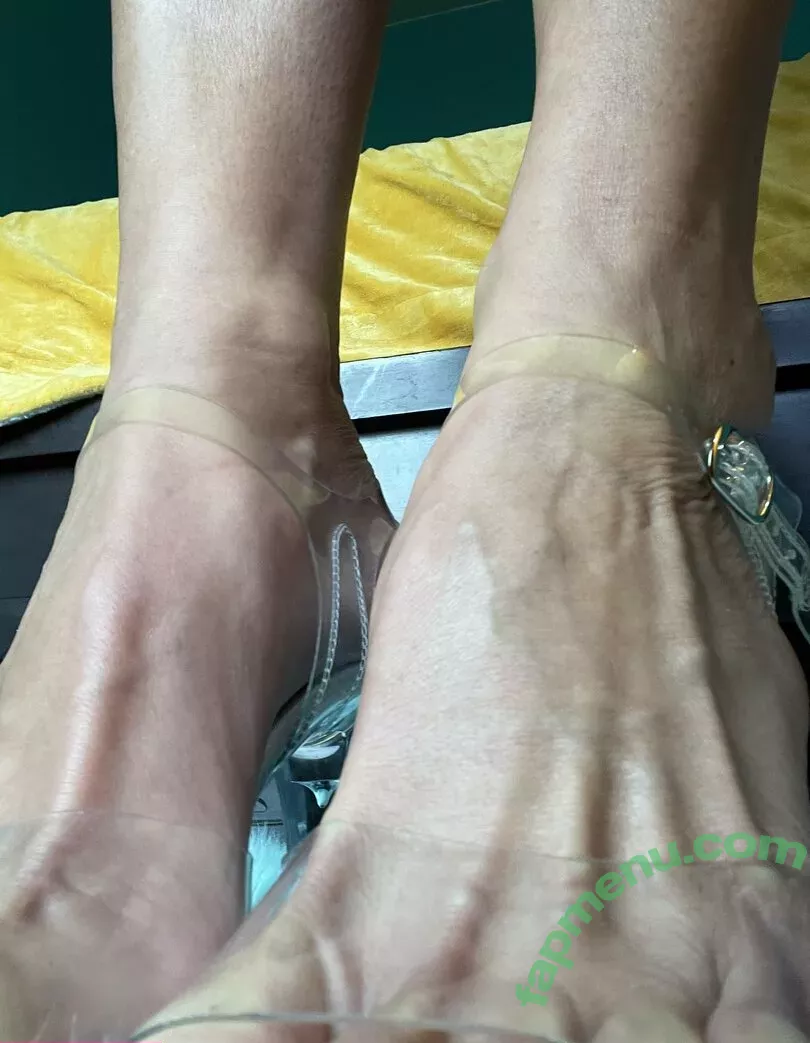 themikaylamiles nude photo #0399 (themikaylamiles)