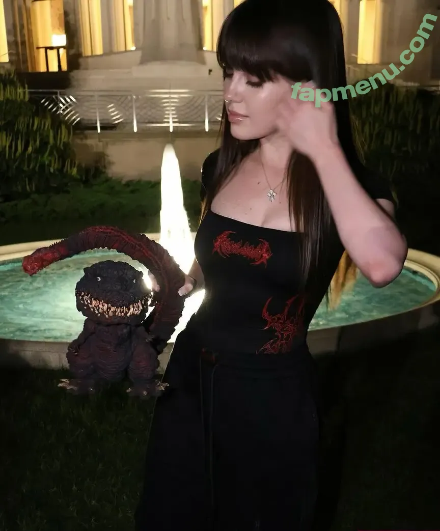 themissusviv nude photo #0002 (themissusviv)