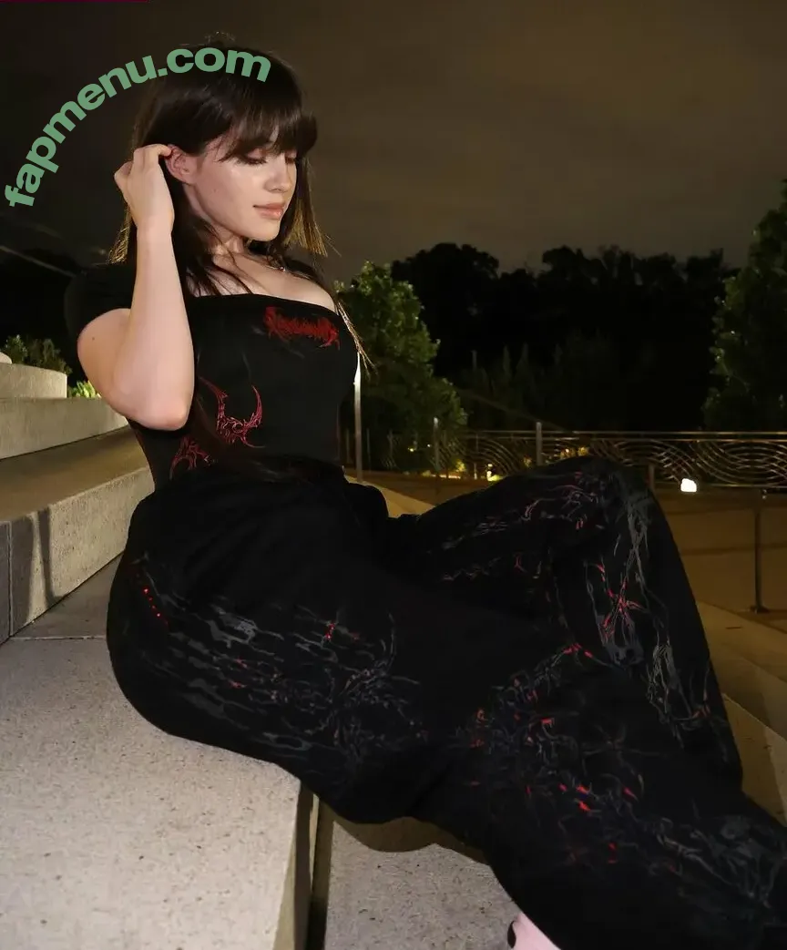 themissusviv nude photo #0004 (themissusviv)