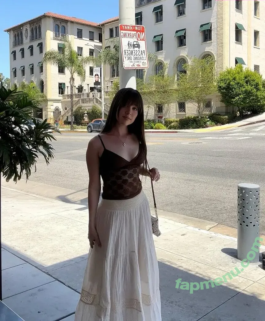 themissusviv nude photo #0013 (themissusviv)