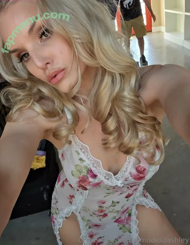 themodelizashley nude photo #0015 (therealslimjadey__)