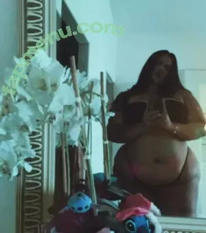 Themonaisa / Isa_raee / Isabelleexrae / Mona.isa_ nude photo #0002