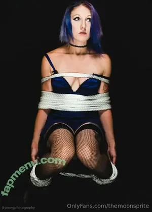  nude photo #0005
