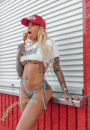  nude photo #0001