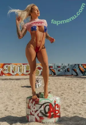 nude photo #0005