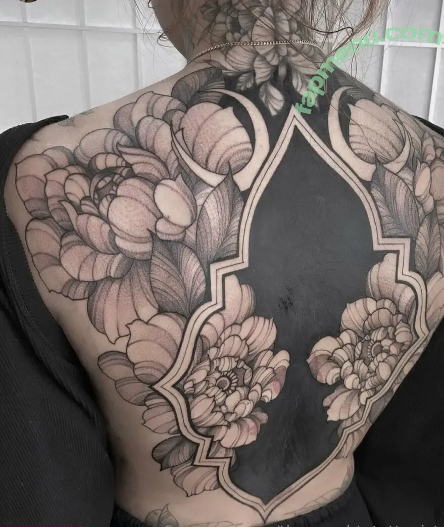 thenaughtytattooist nude photo #0163 (thenaughtytattooist)