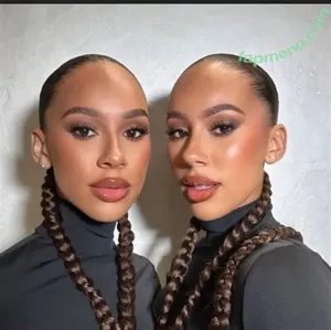 TheNelTwins nude photo #0001